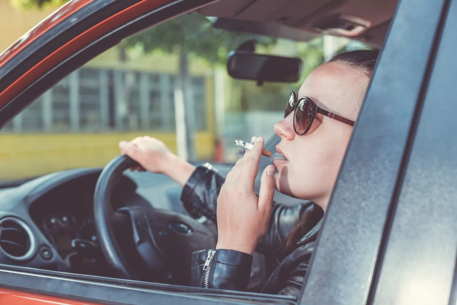 NSC dient voorstel in voor rookverbod in de auto